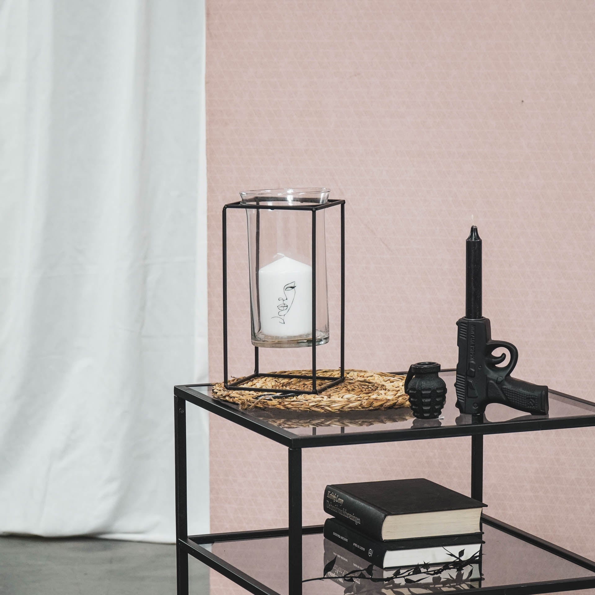 Vaas - Must - 12,5x12,5x25,5cm