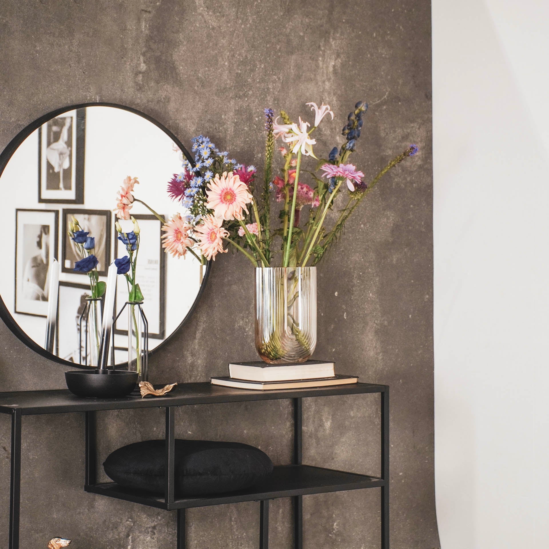 U-kujuline - merevaigukollane - 17x8x23cm