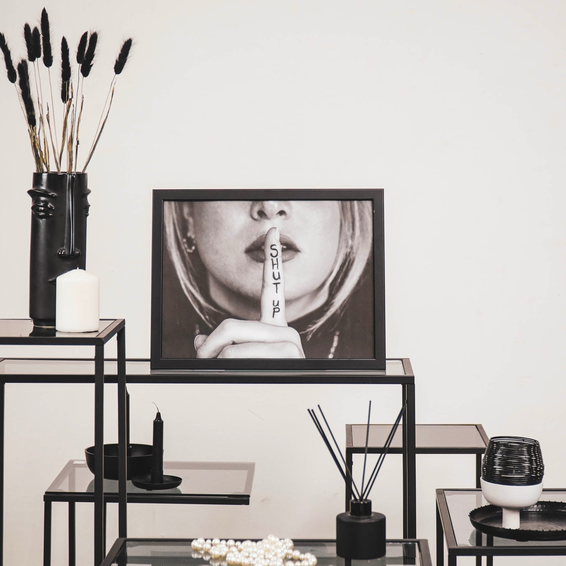 Poster - Shut UP - Valge - A3