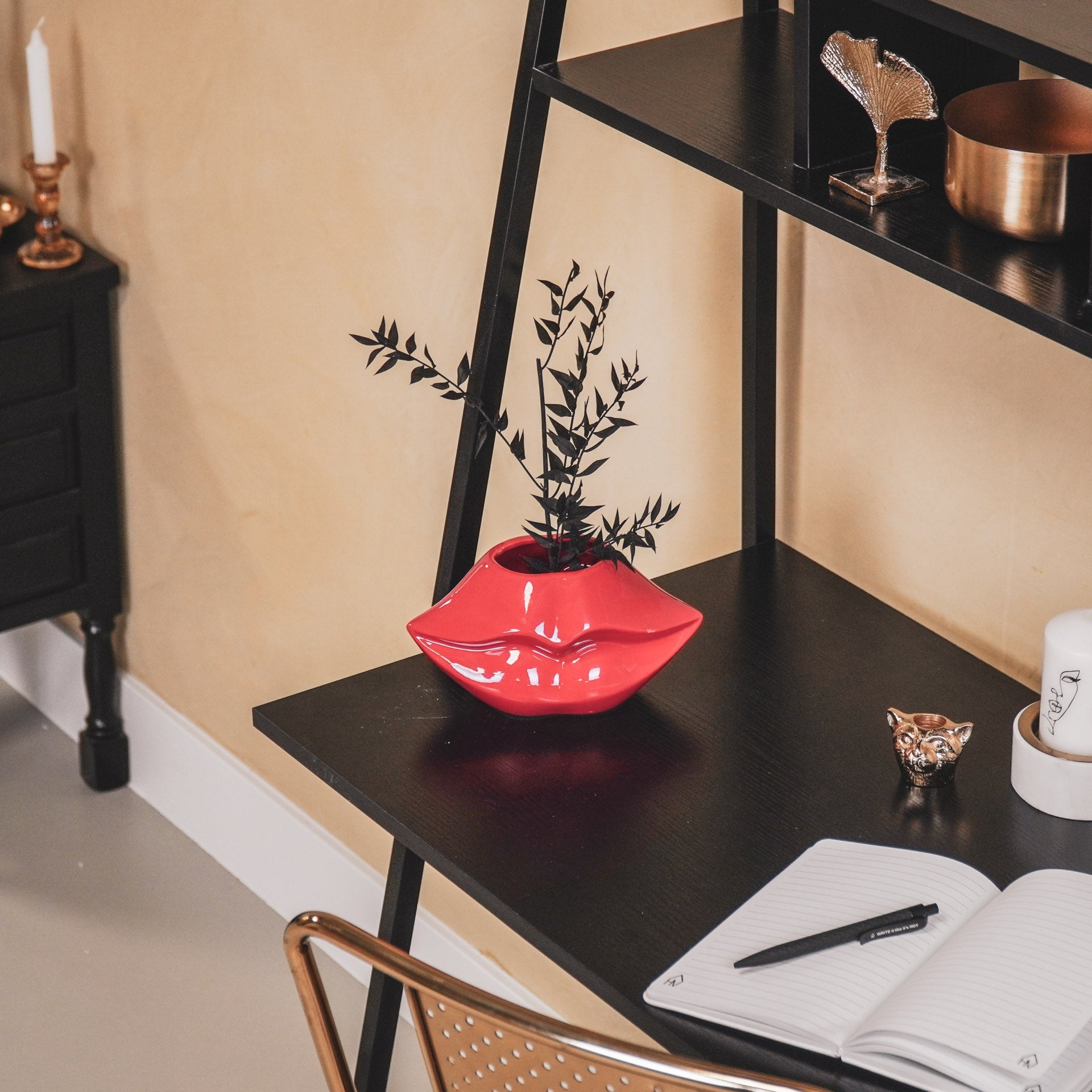 Huuled - Punane - 21x19x11cm