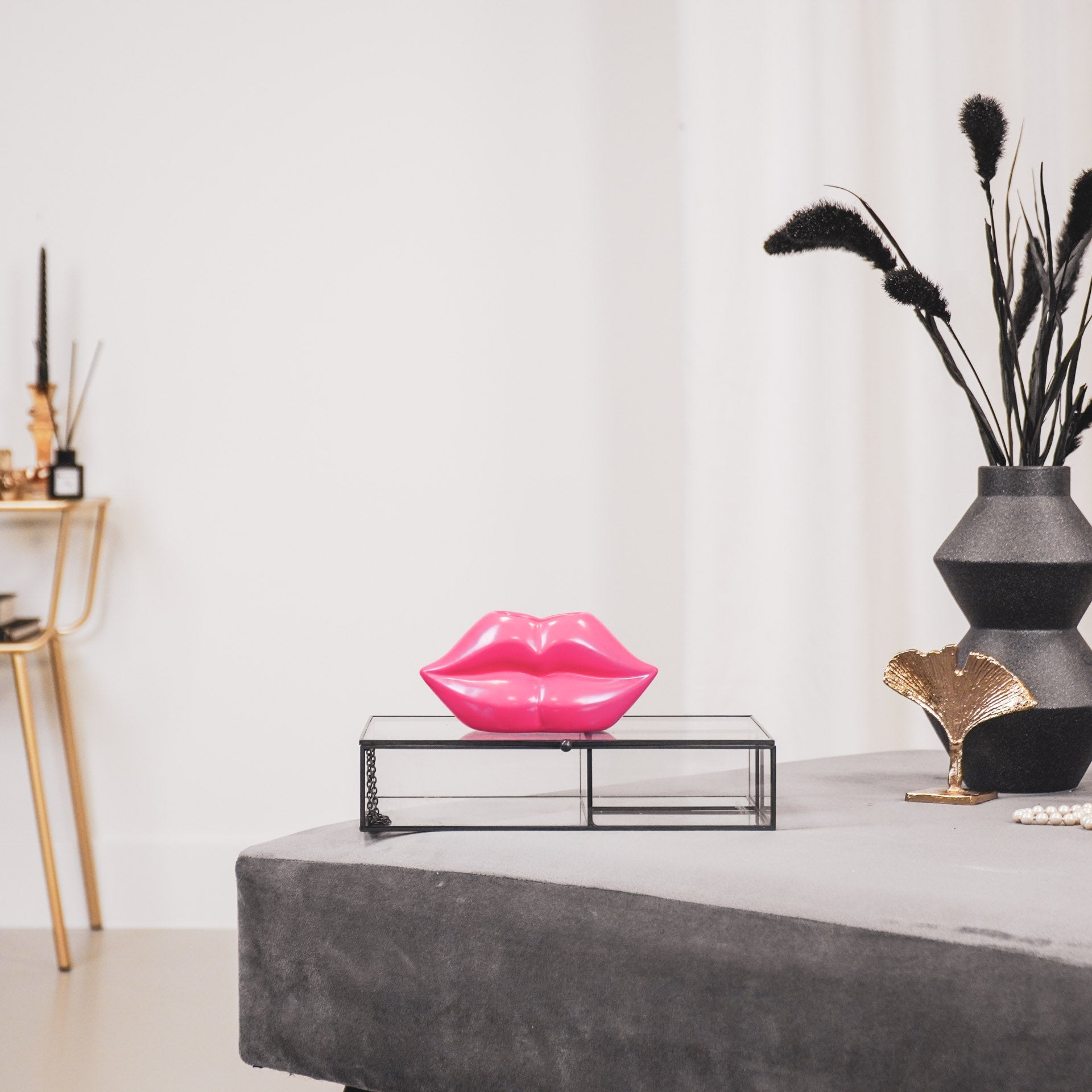 Huuled - Neoonroosa - 15,5x6,5x7,5cm