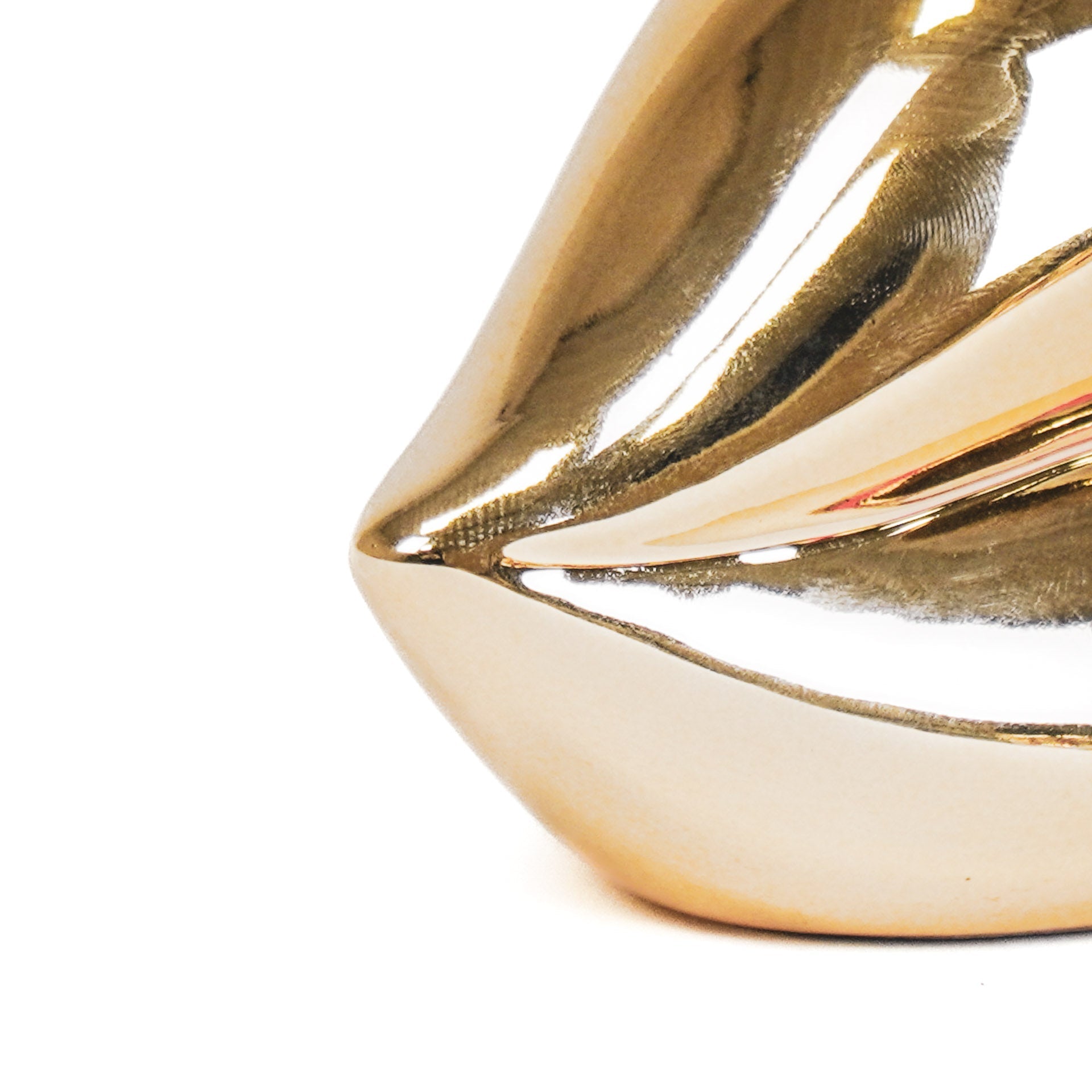 Huuled- Kuldne - 15,5x6,5x7,5cm