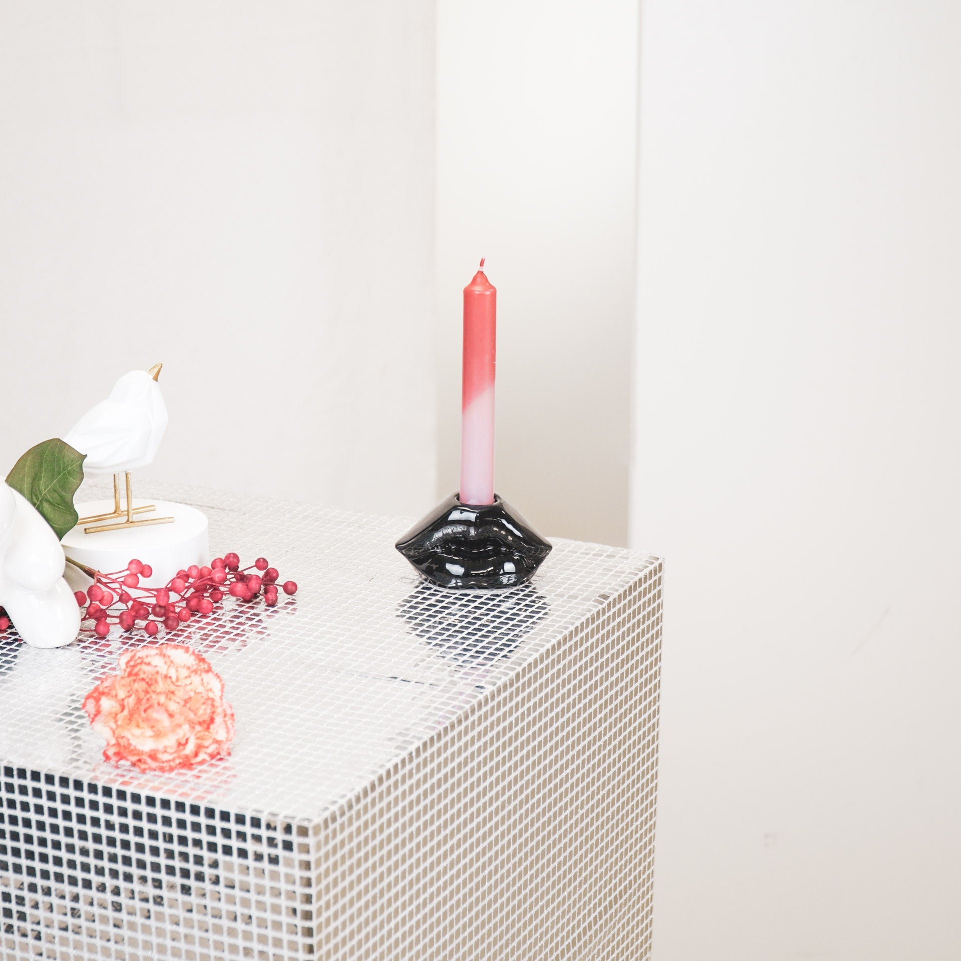 Huuled - Must - 10,5x6,5x5,5cm