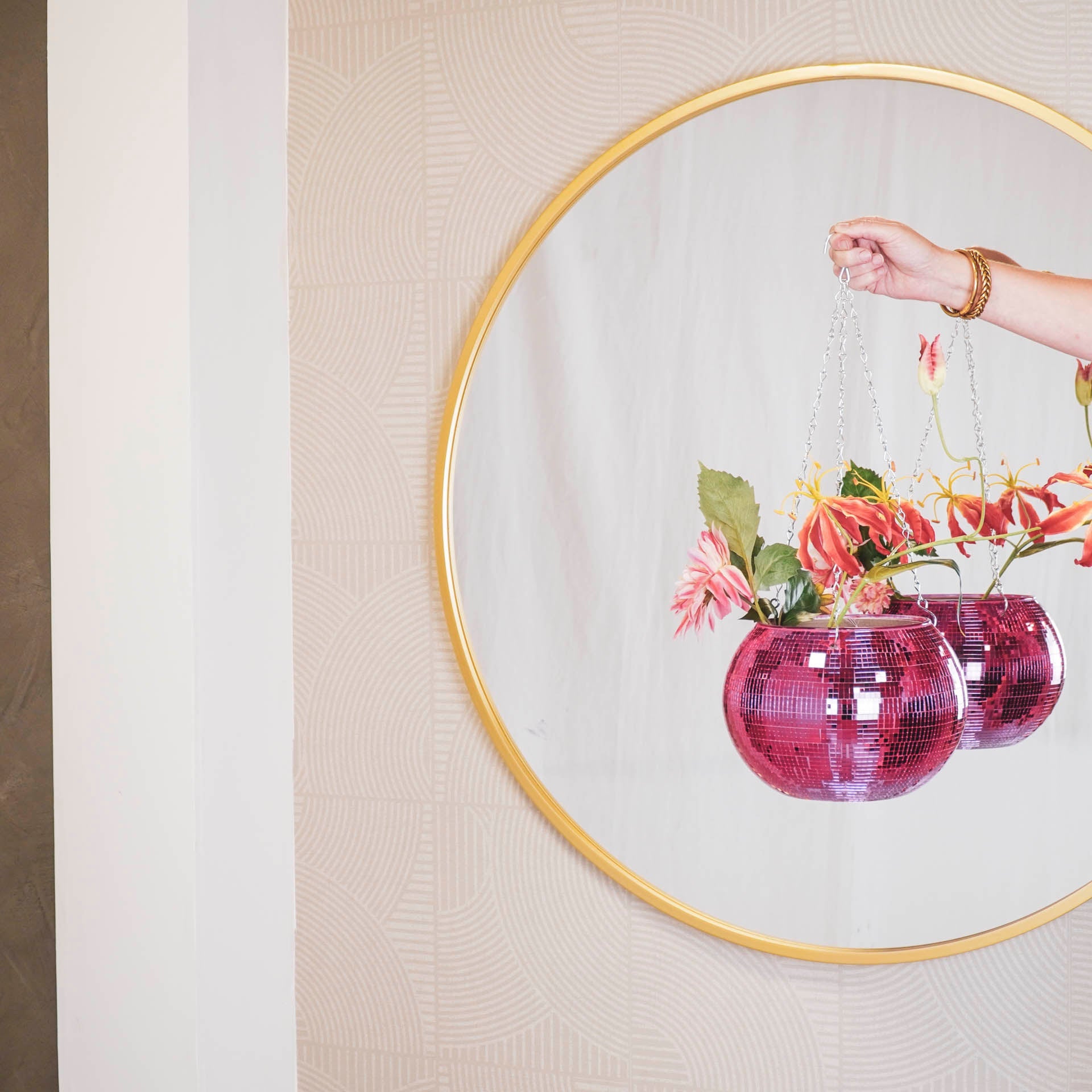 Rippuv lillepott - disko - roosa - 25x25x25cm