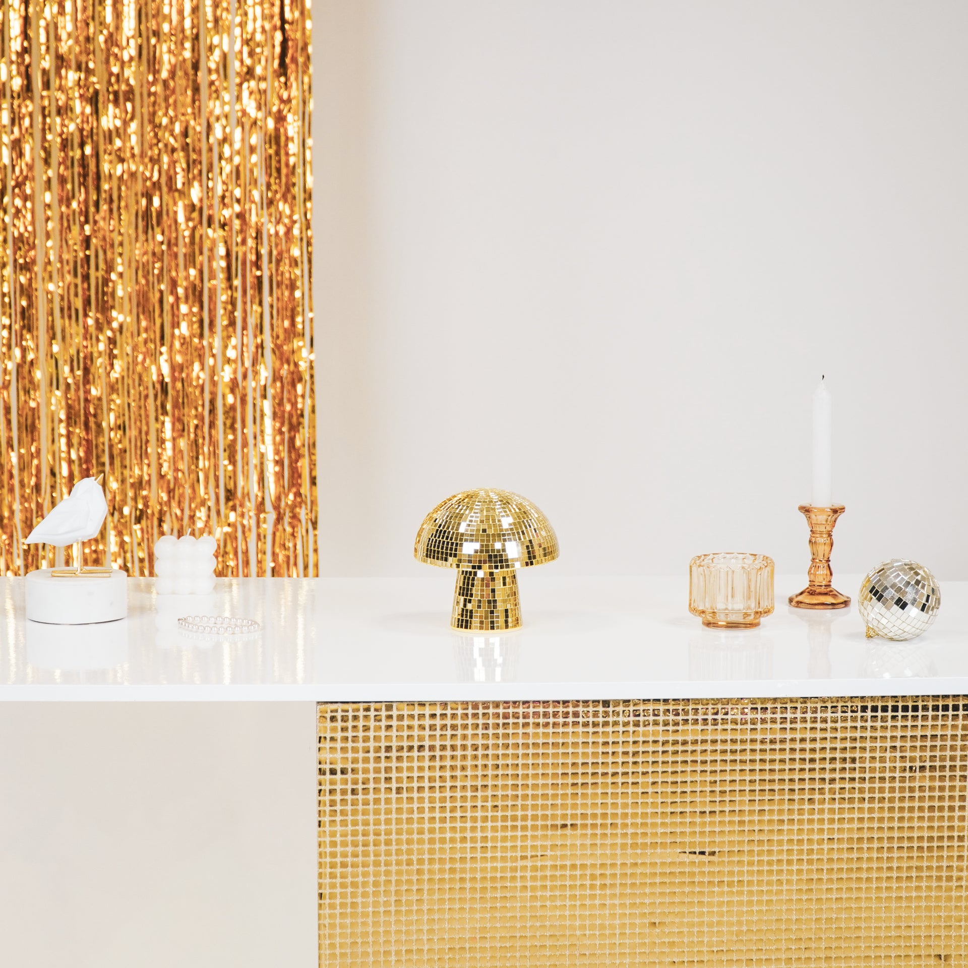 Disko seen-kuldne - 14x14x14cm