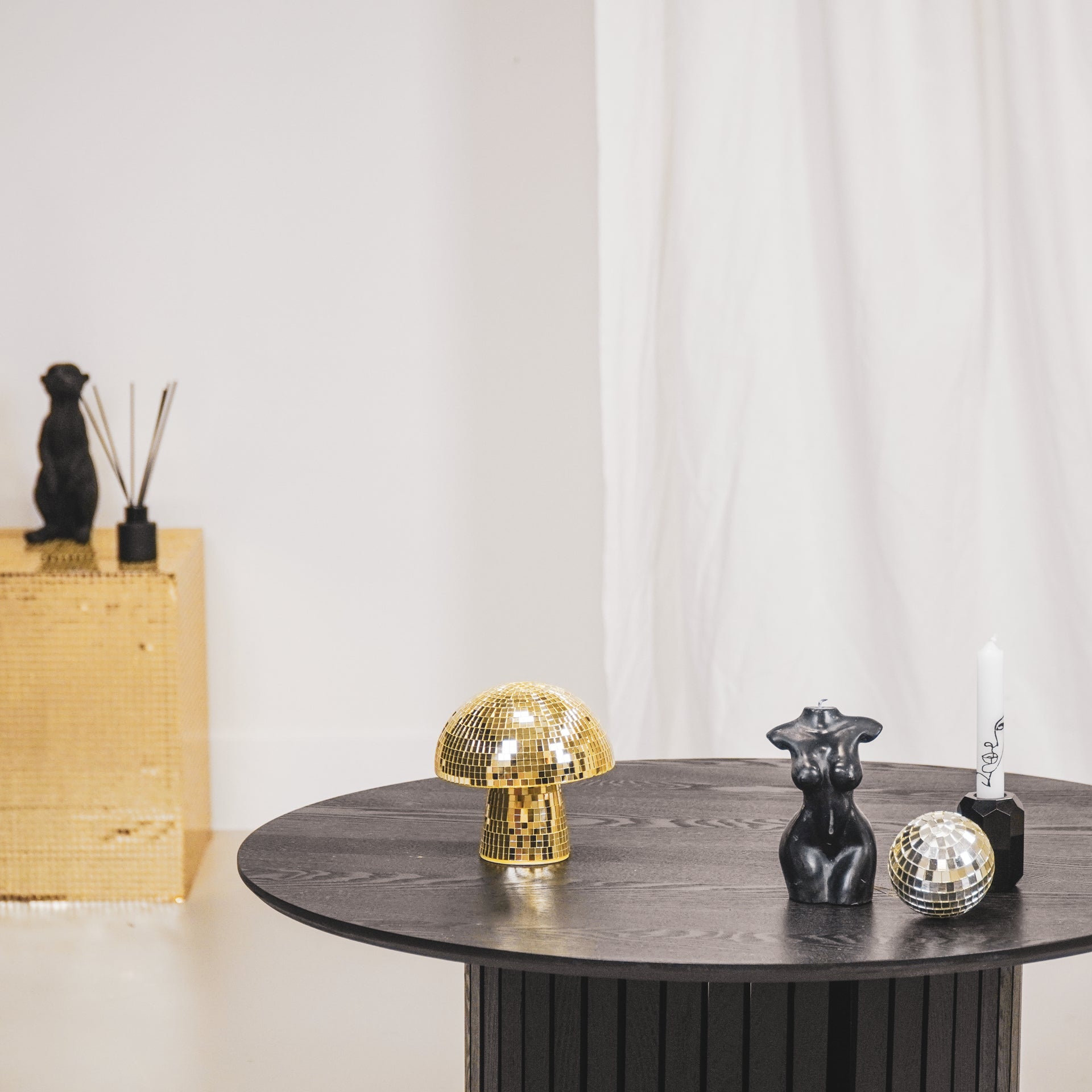 Disko seen-kuldne - 14x14x14cm