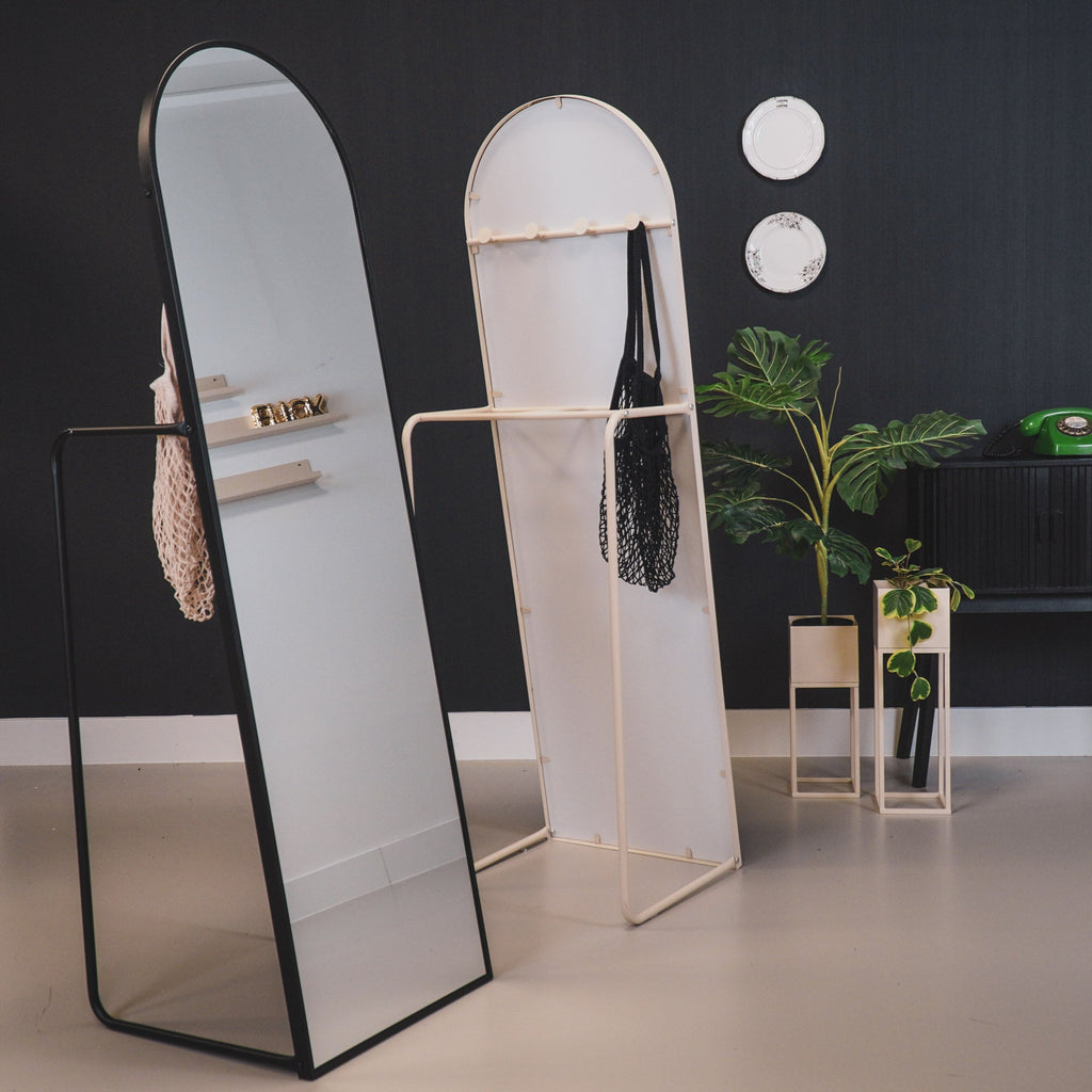 Peegel-riidepuu - must - 45x43x150cm