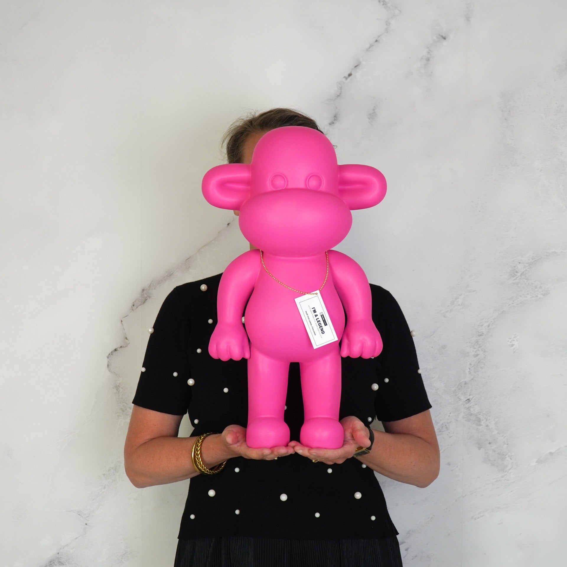 Monkey Figurine 'The Legend'- Pink - 33x21x50cm