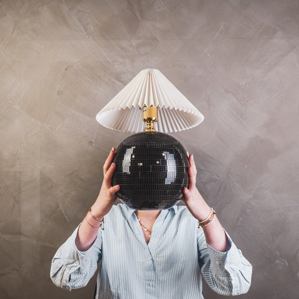 Laualamp - diskopall - must - 20x20x20cm