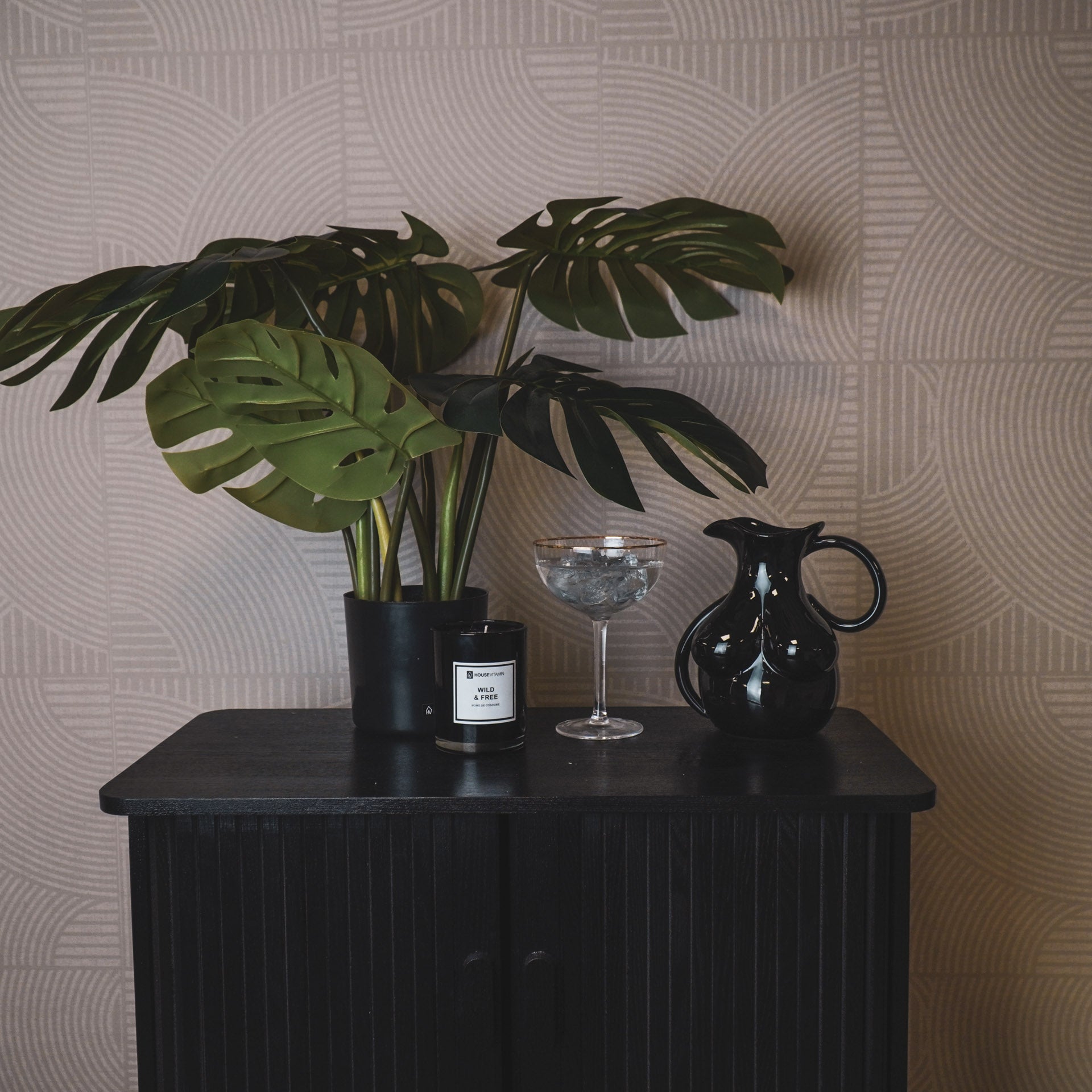 Rinnakann - Must - 6,5x11x18cm