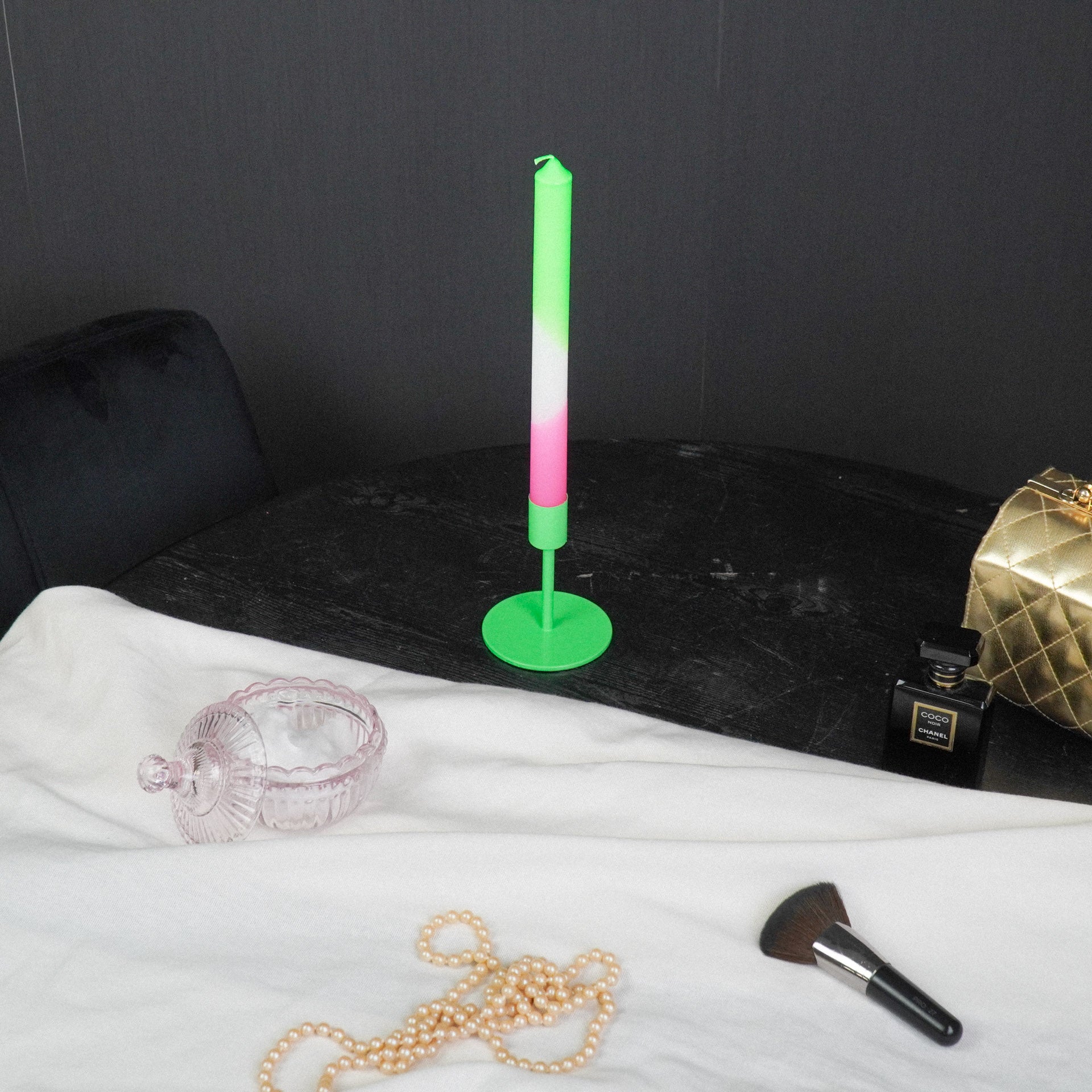 Küünlajalg - Neoonroheline - 8x8x10cm