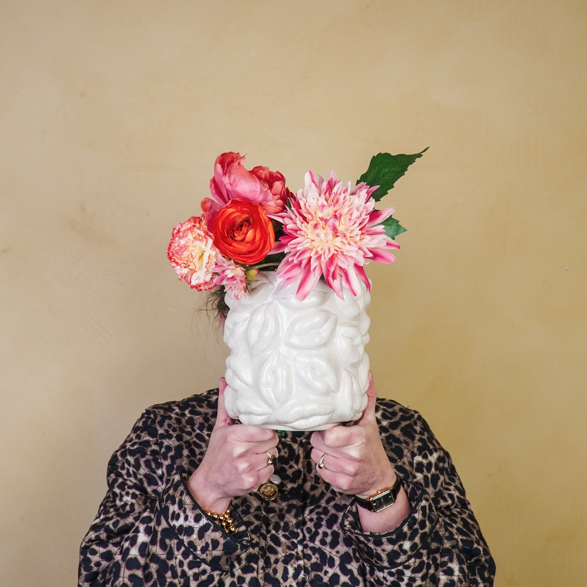 Suudlused - Beež - 17,5x17,5x17,5cm