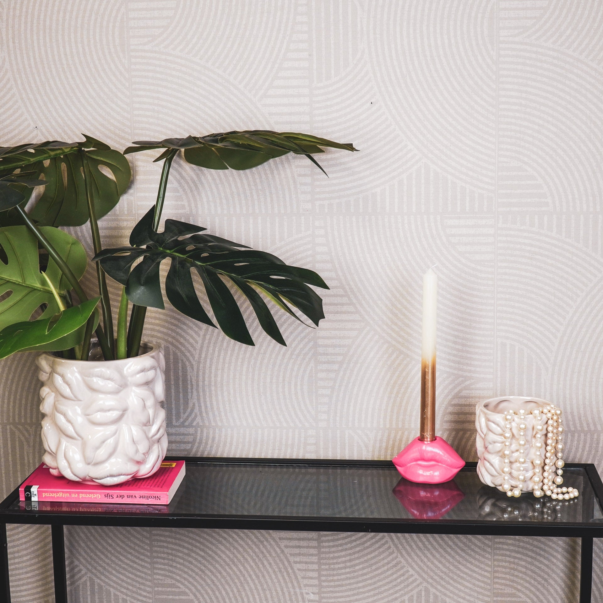 Suudlused - Beež - 17,5x17,5x17,5cm