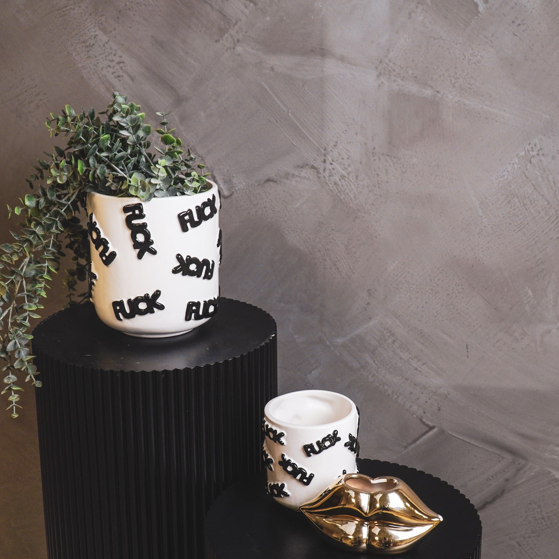 F*ck - Valge/Must - 17,5x17,5x17,5cm