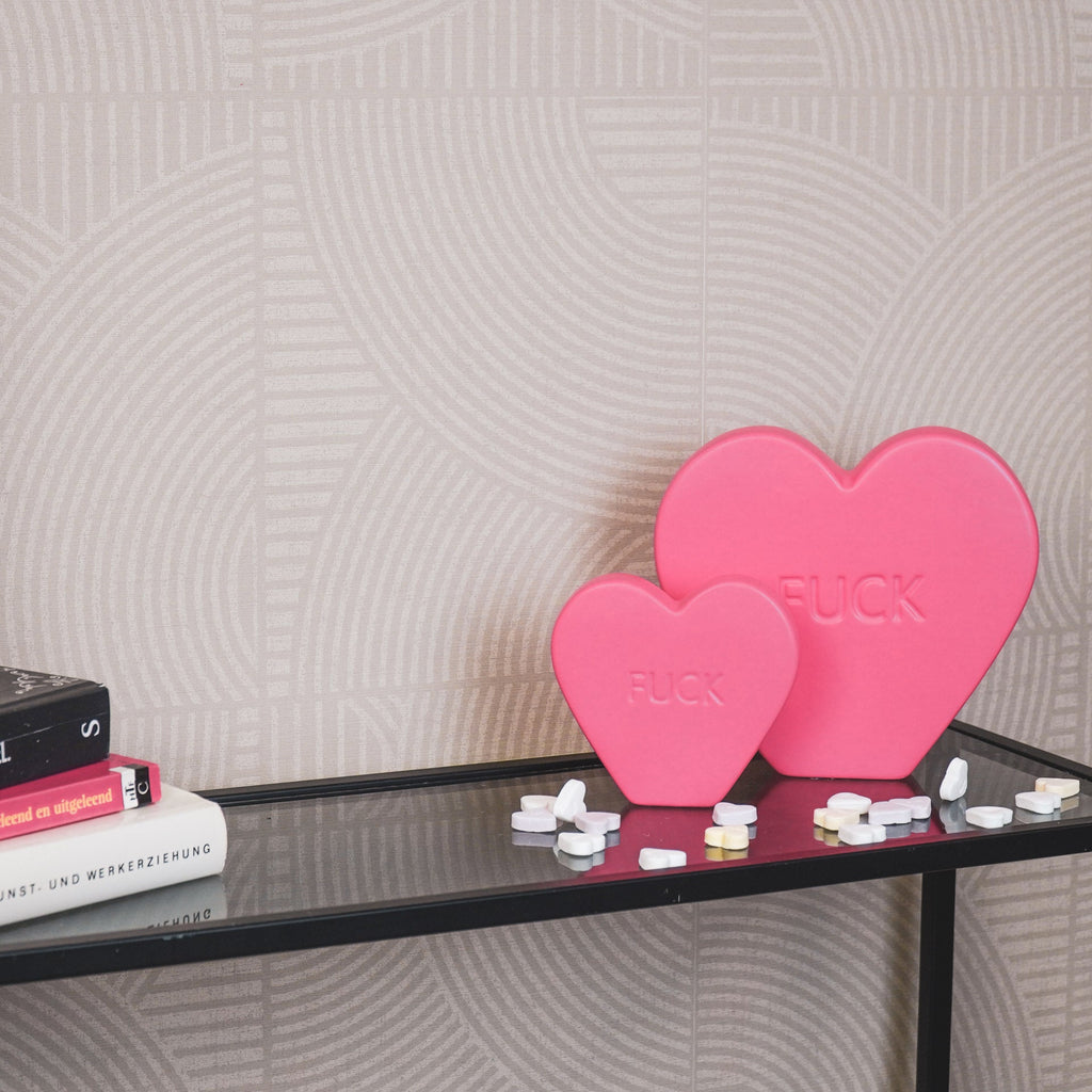 Candy Heart 'FUCK'- Neon Pink- 20x4x18,5cm