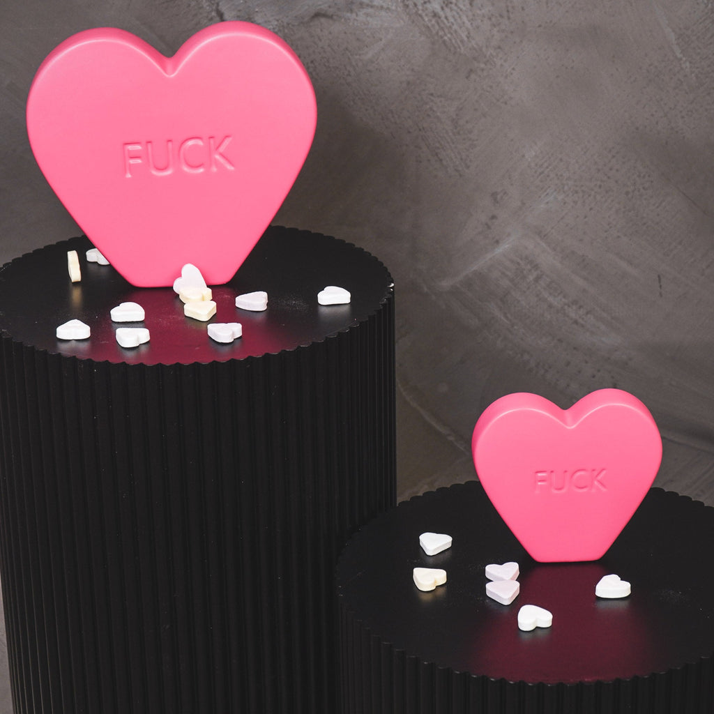 Candy Heart 'FUCK'- Neon Pink- 20x4x18,5cm