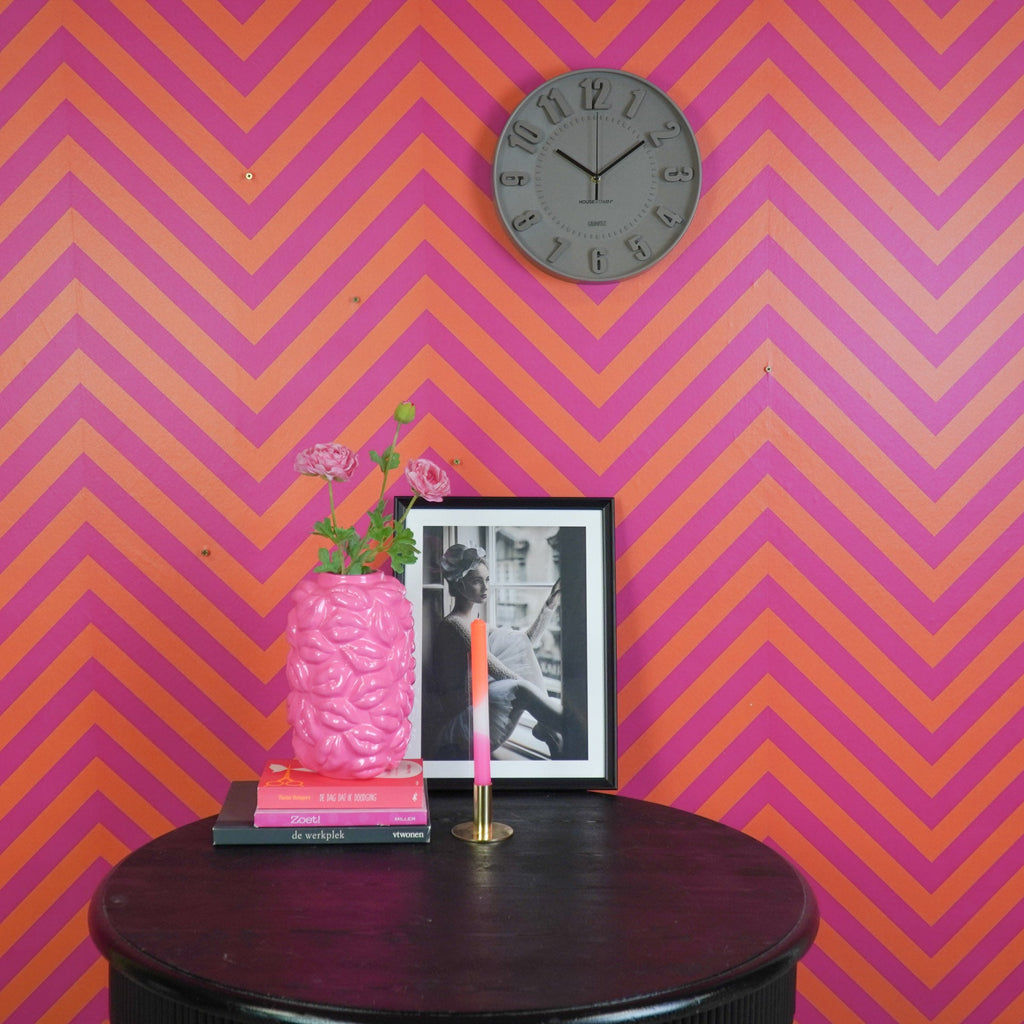 Seinakell numbritega - hallikaspruun - 30x30x4cm