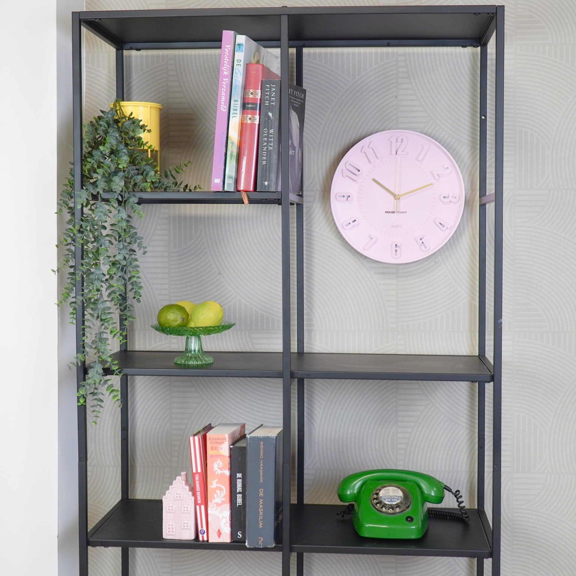 Seinakell numbritega - heleroosa - 30x30x4cm