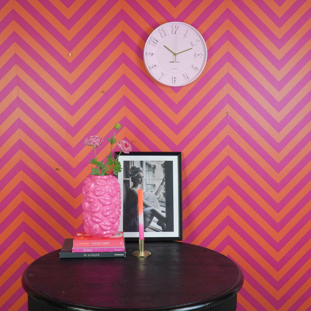 Seinakell numbritega - heleroosa - 30x30x4cm