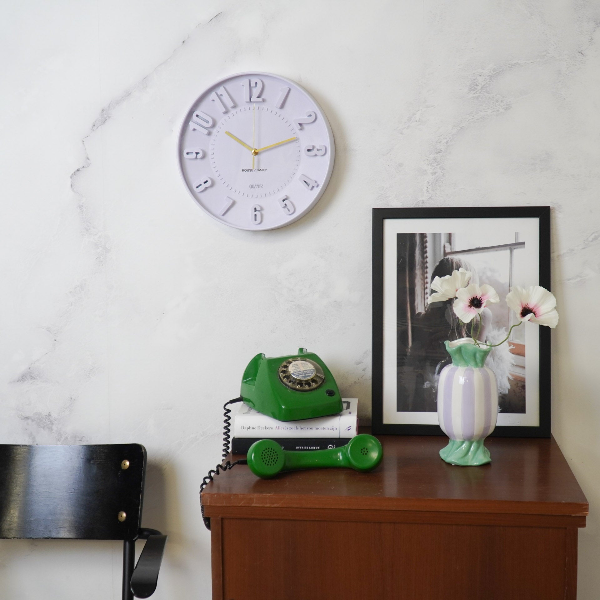 Seinakell numbritega - sirelililla - 30x30x4cm