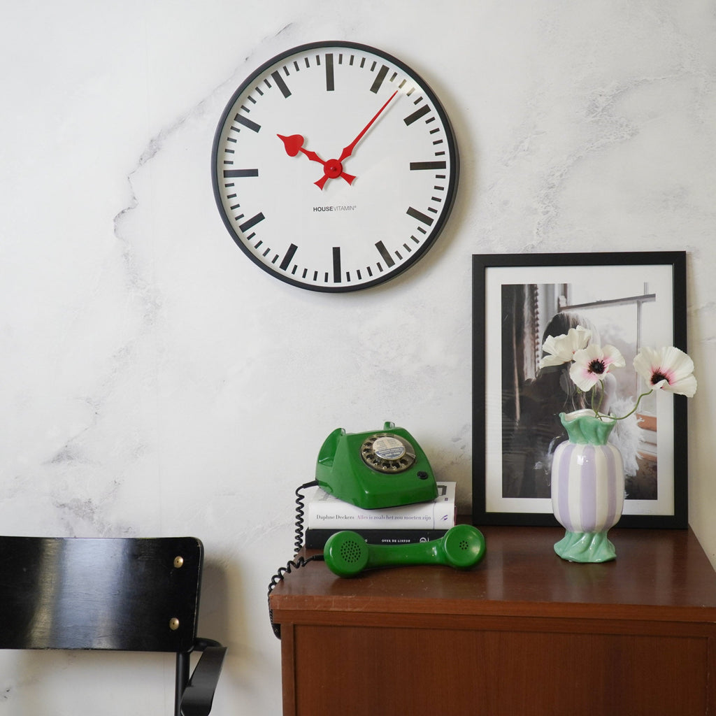 Seinakell Station- valge/must - 40x40x4cm