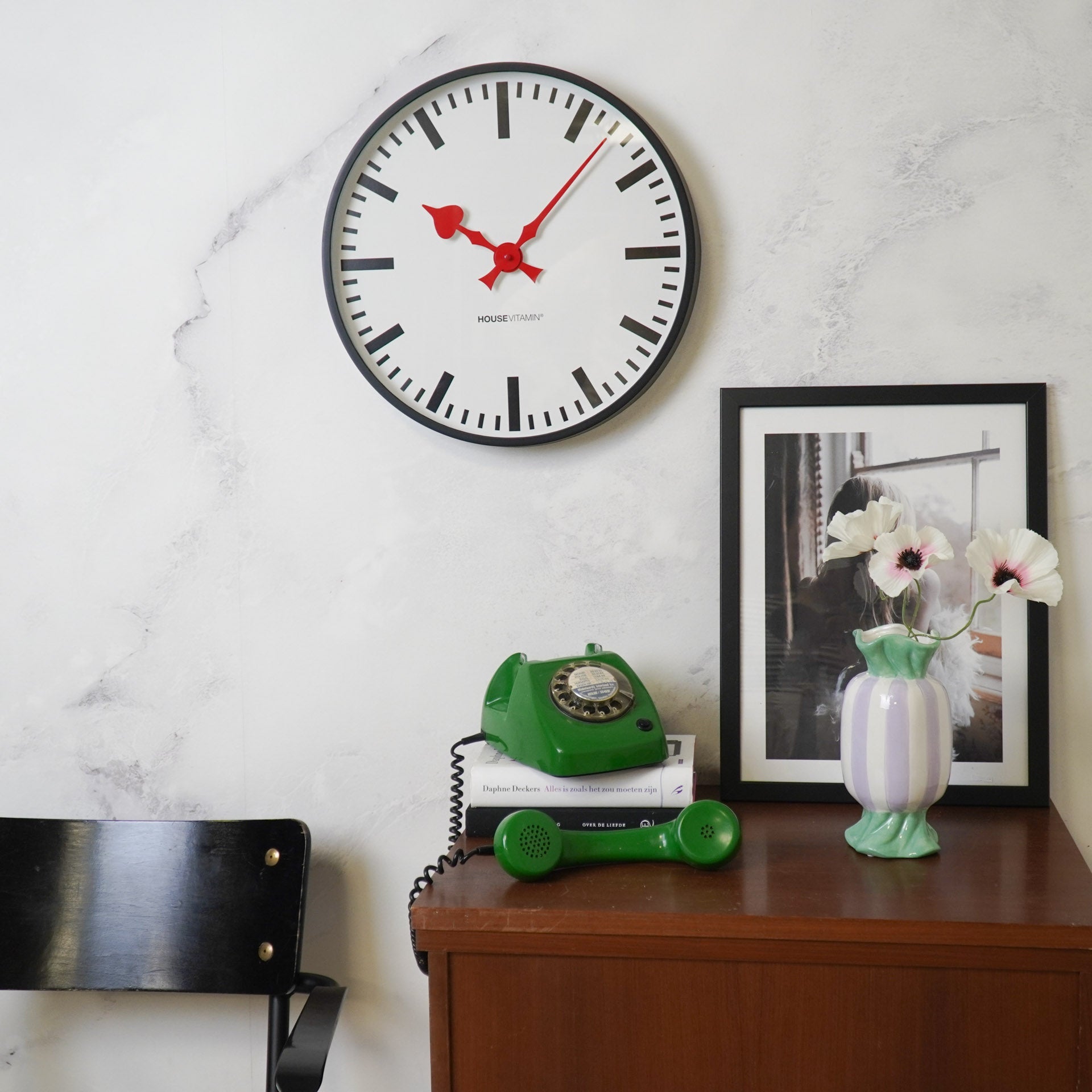 Seinakell Station- valge/must - 40x40x4cm