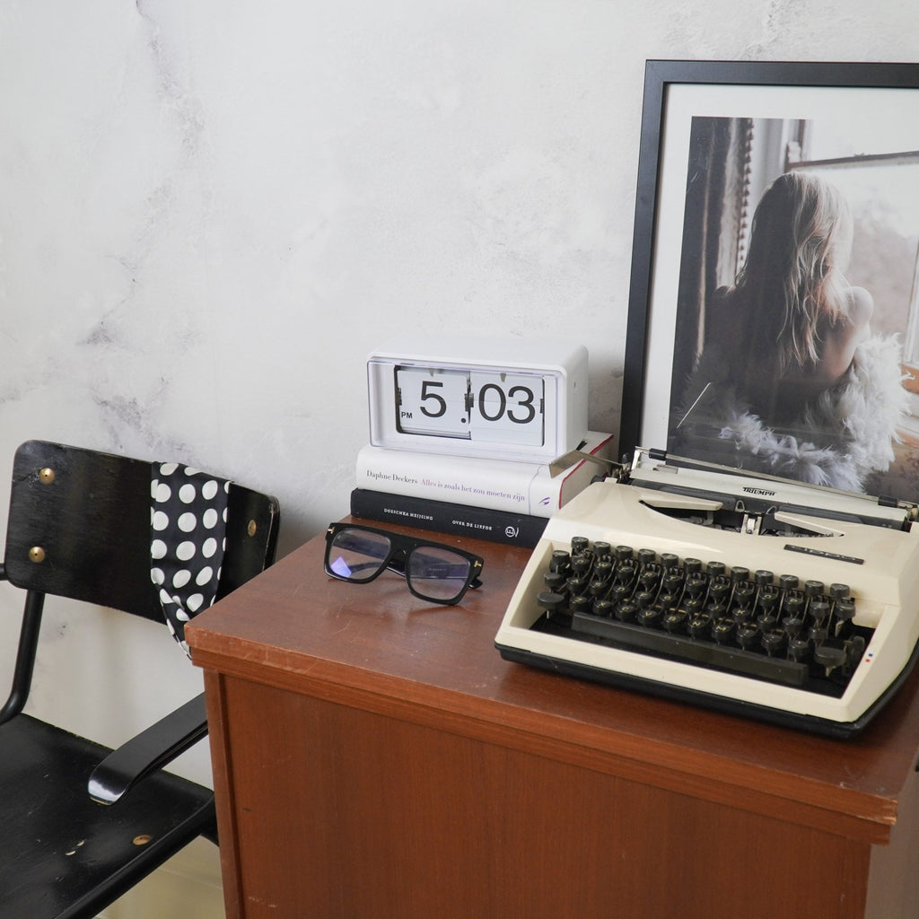 Kappkell pöördalusega - valge - 22x13x11,5cm