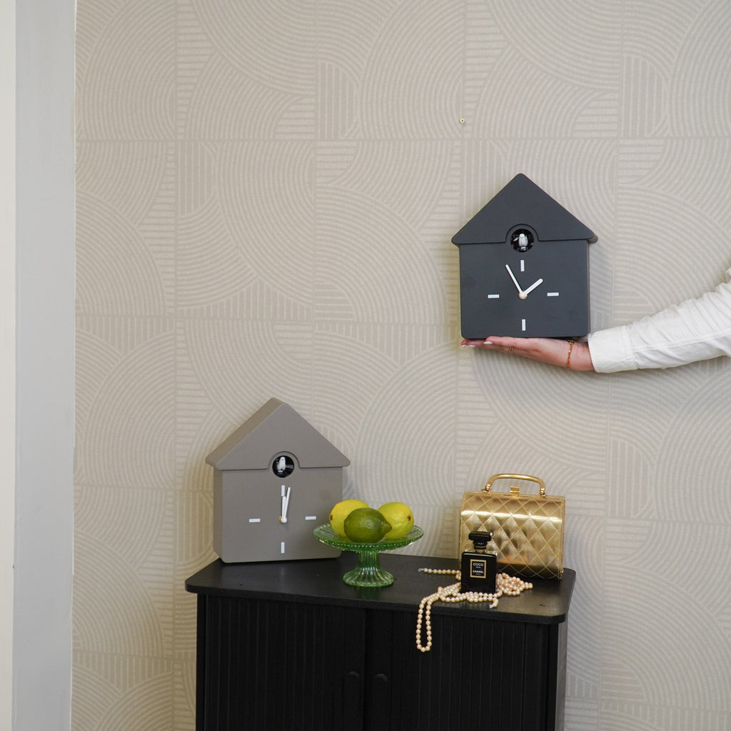 Seinakell "Kägu" - must - 24x27x9cm