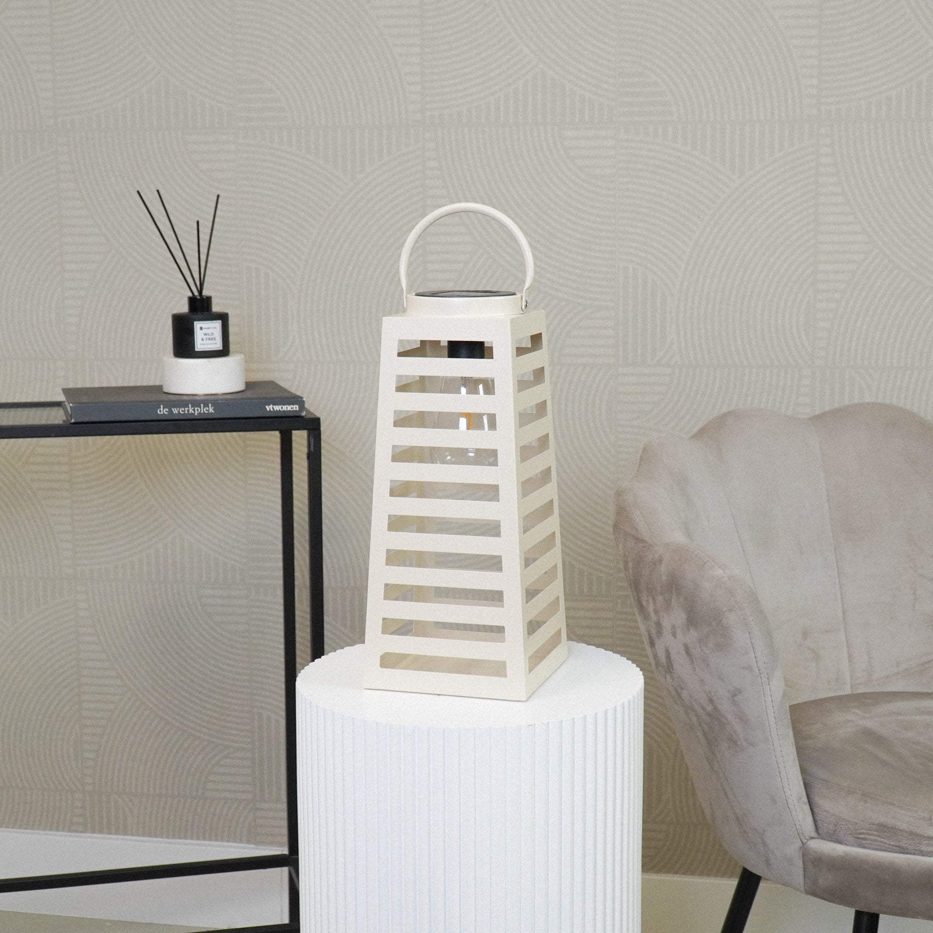 Latern päikeseenergial töötav - Liivatooni - 14x32,5cm